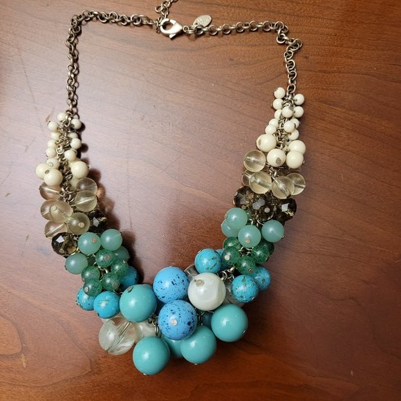 Lia Sophia Jewelry - Lia Sophia Bubbly Necklace